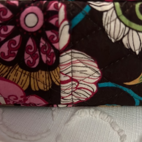 Vera Bradley Pink Mod Floral Multicolored“Maggie" Crossbody Bag - Picture 5 of 7